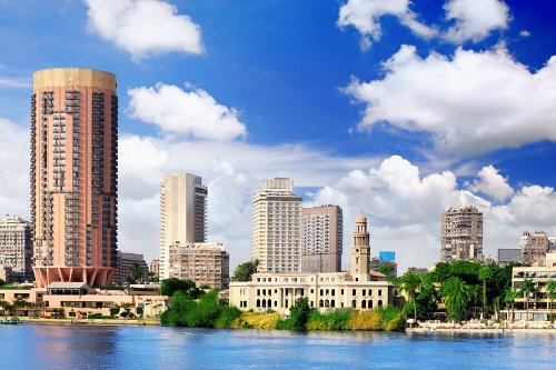 Four_Seasons_Hotel_Cairo_at_Nile%20Plaza.jpg