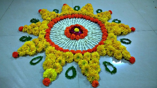 Latest%20Flower%20Rangoli_01.jpg