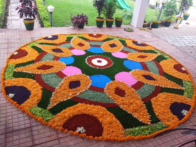 Latest%20Flower%20Rangoli_06.jpg