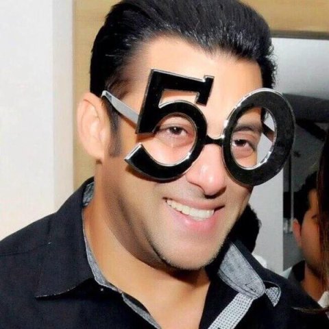 Salman%20Khan%2050th%20Birthday_03.jpg