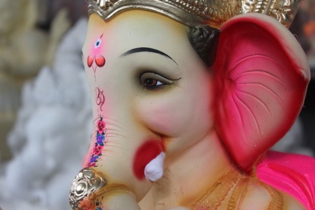 Devotional%20Pictures%20of%20Lord%20Ganesha_02.jpg
