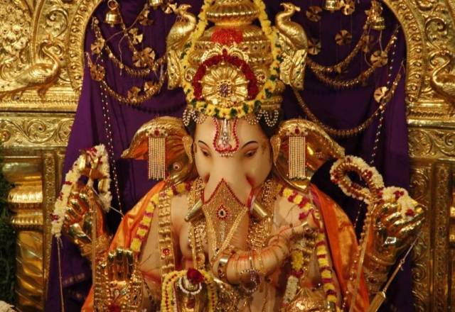 GSB%20Seva%20Kings%20Circle%20Visarjan_01.jpg