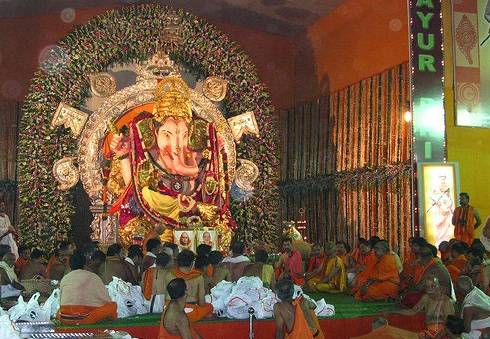 GSB%20Seva%20Kings%20Circle%20Visarjan_03.jpg