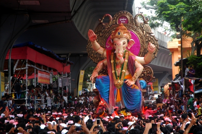 Ganesh%20Galli%20Mumbaicha%20Raja_06.jpg