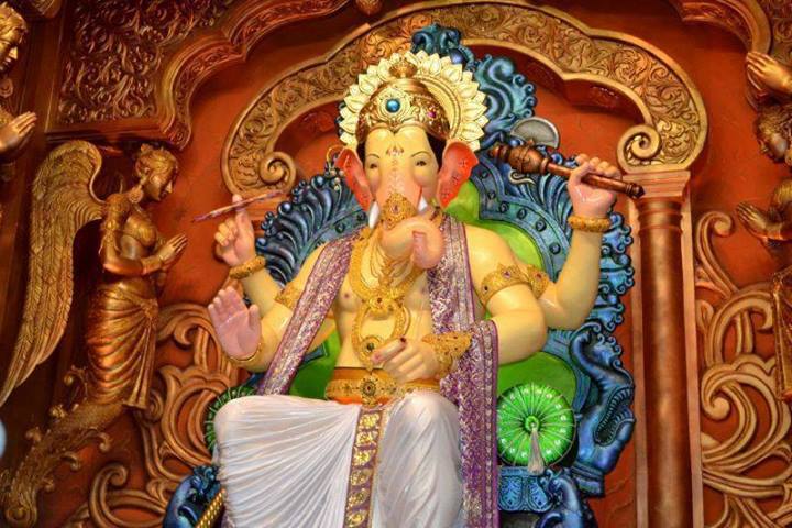 Lalbaugcha%20Raja%20Ganesh%20Visarjan_02.jpg