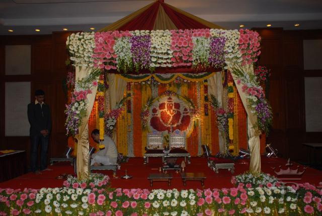 Ganesh%20Chaturthi%20Flower%20Decoration_05.jpg