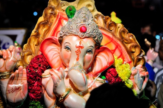 Ganesh%20Chaturthi_02.jpg