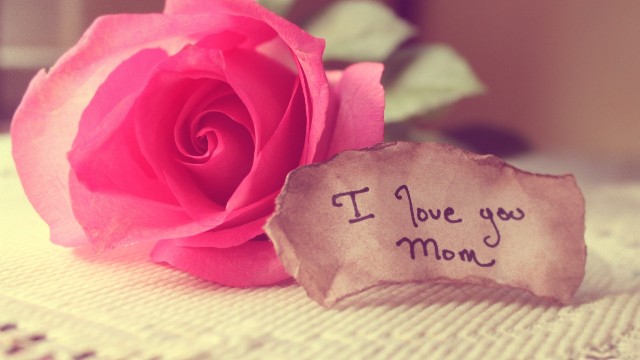 Mothers%20Day%202015%20HD%20Wallpapers_01.jpg