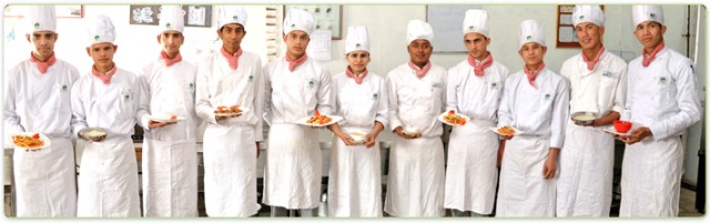 Hotel-Management%20Colleges_01.jpg