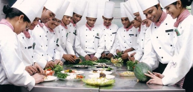 Hotel-Management%20Colleges_03.jpg