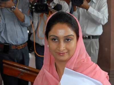 Harsimrat_Kaur.jpg