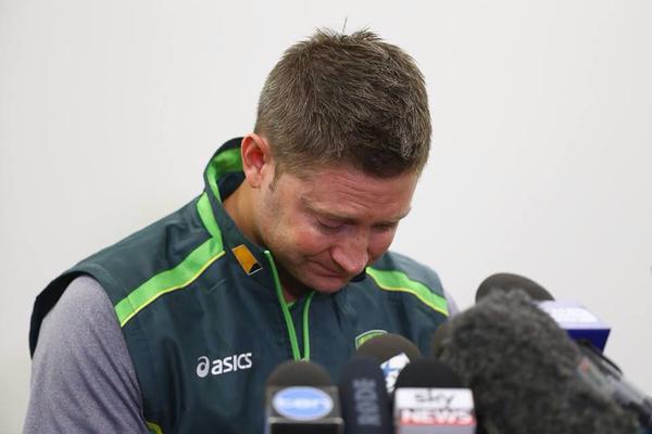 Michael%20Clarke%20on%207.jpg
