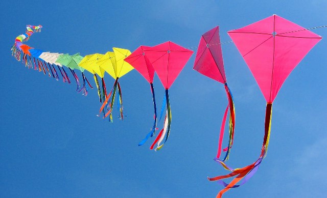 Kite%20HD%20Wallpapers_01.jpg