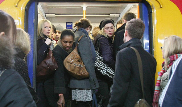 farestrain_crowds.jpg