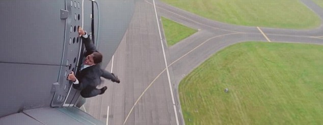 tom%20cruise%20stunt.jpg
