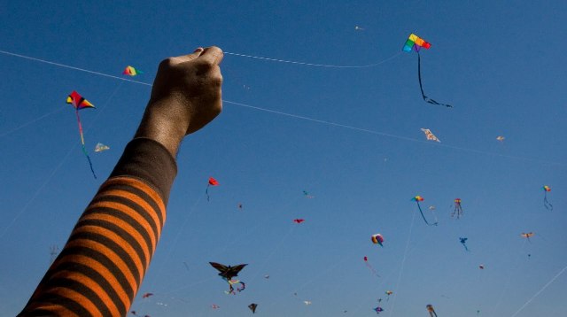 Happy%20Kites%20Festival_7.jpg