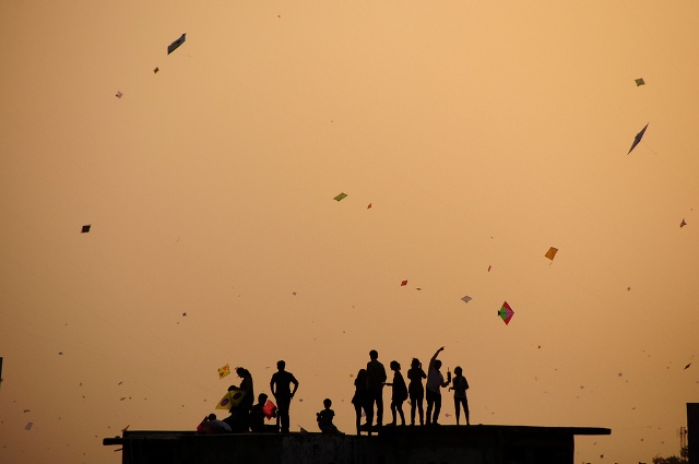 Happy%20Uttarayan_02.jpg